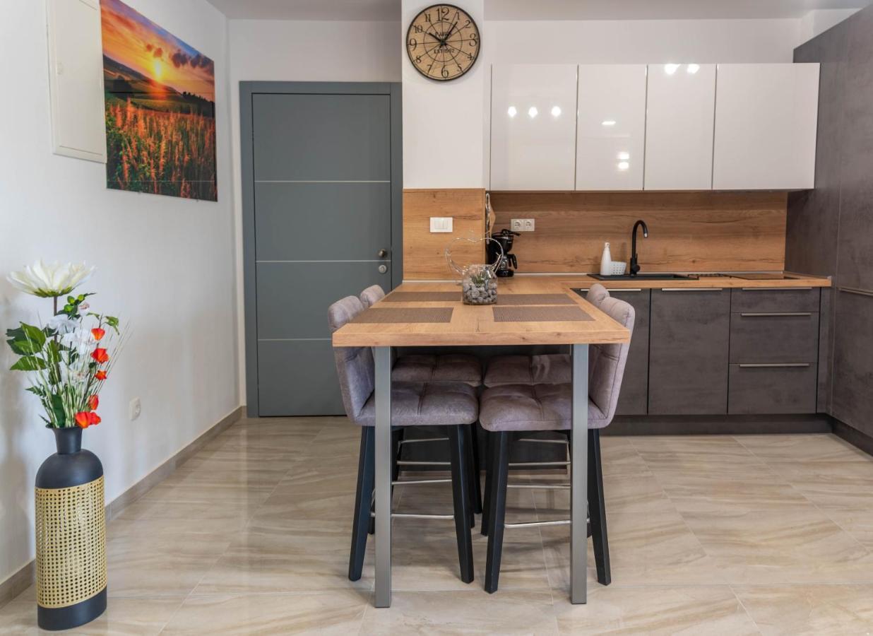 Apartmani Dalmacija Drage Dış mekan fotoğraf